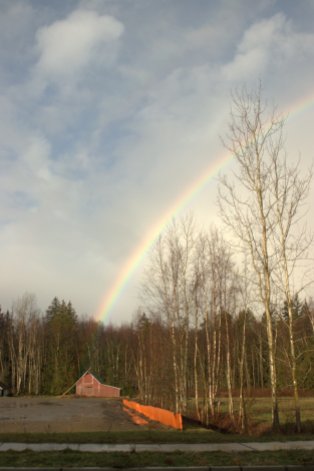 16-12-27-rainbow-over-neighboring-barn_0012